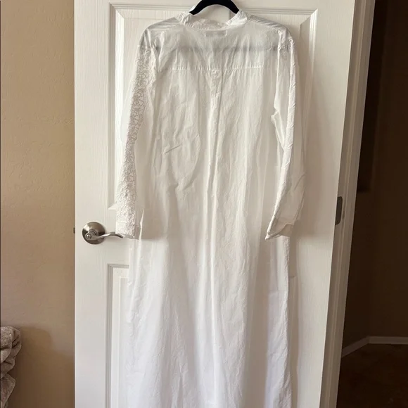 ALEXANDER DEL ROSSA White Cotton Nightgown - Picture 8 of 10